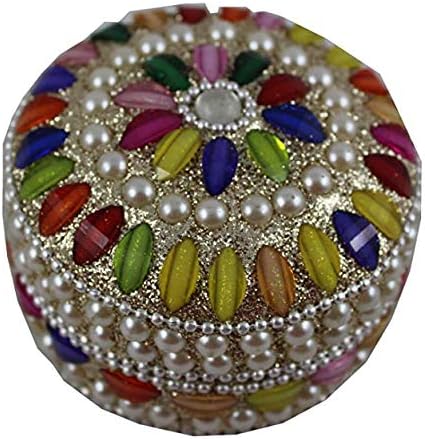 Artisans Orissa Sindoor Box Stone & Moti perla Jarkan Rad izgleda tradicionalno